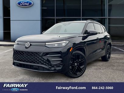 Used 2025 Volkswagen Tiguan SE R-Line