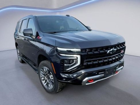 Used 2025 Chevrolet Tahoe Z71 AWD/4WD image 3