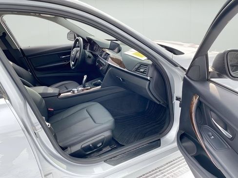 Used 2014 BMW 328i xDrive Sedan AWD/4WD image 42