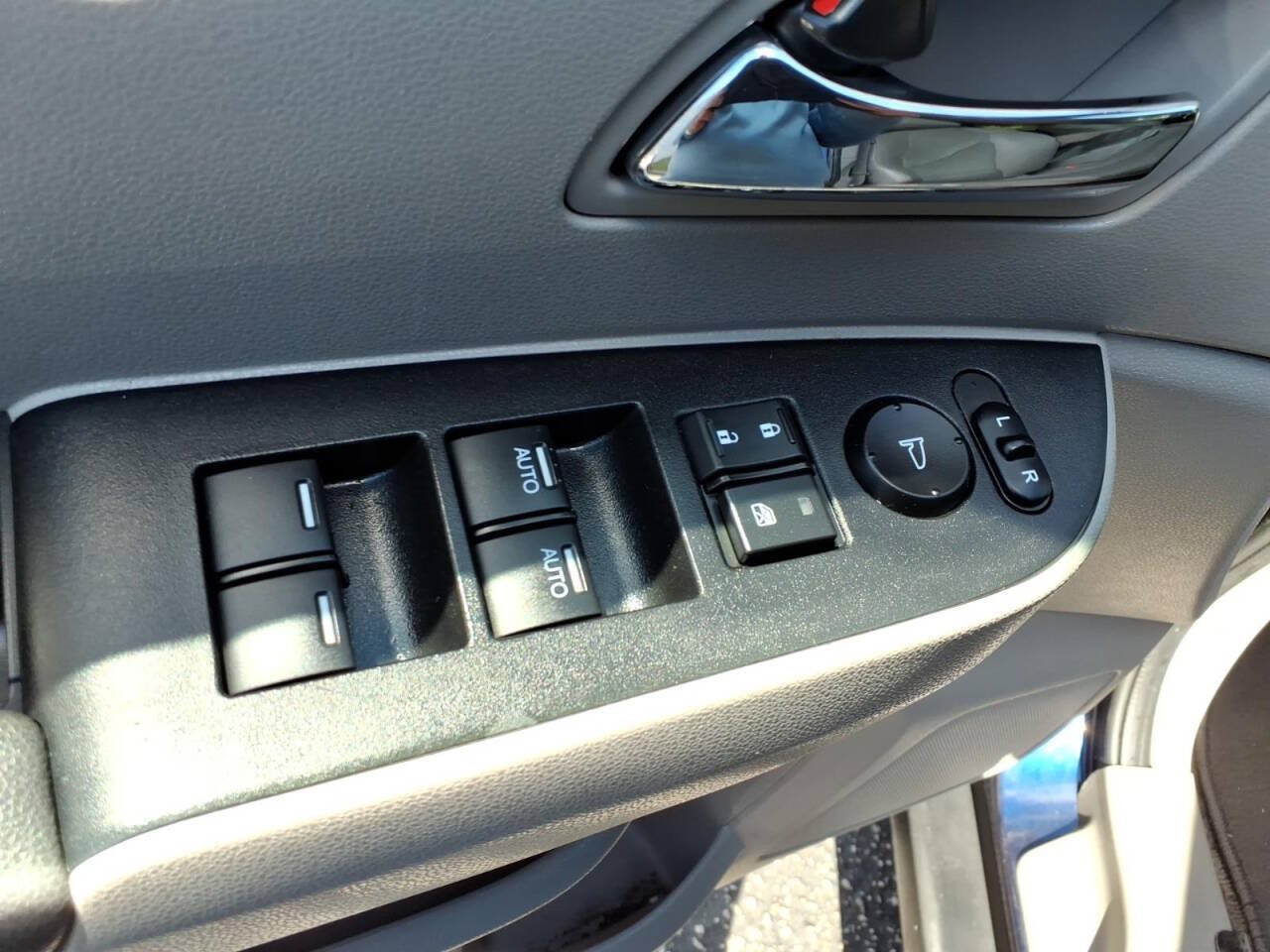Used 2015 Honda Odyssey EX-L image 14