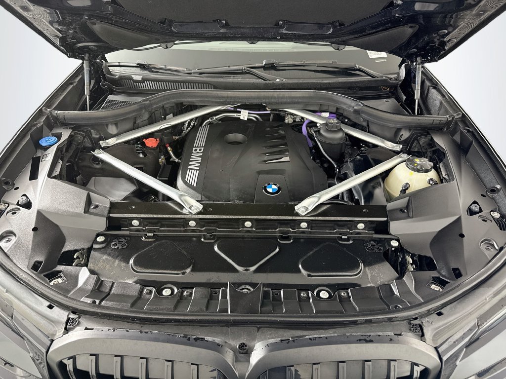 Used 2026 BMW X7 xDrive40i AWD/4WD image 31