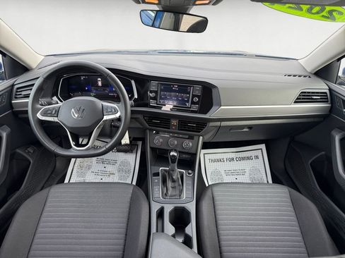 Used 2024 Volkswagen Jetta S image 11