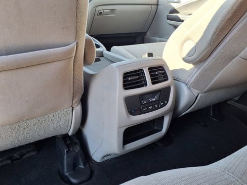 Used 2017 Honda Pilot EX image 25