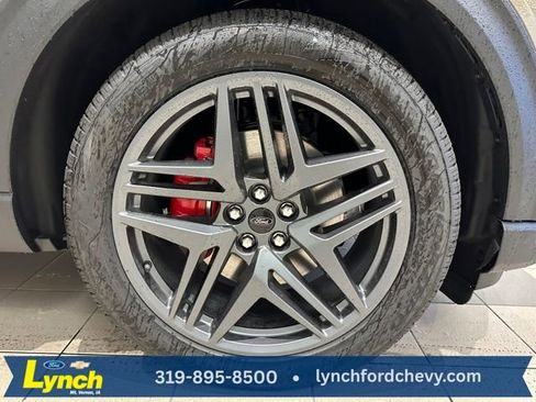 New 2026 Ford Explorer ST w/ Sun And Sound Package image 29