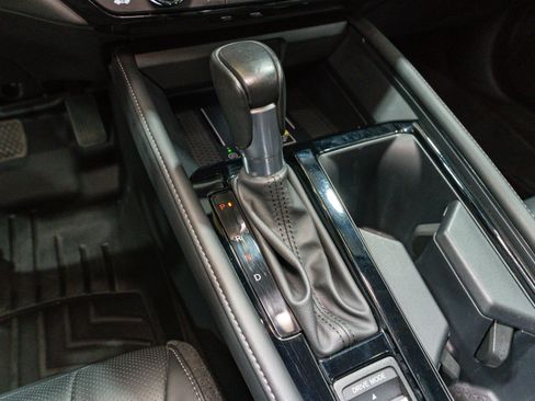 Used 2023 Honda Accord Touring image 25