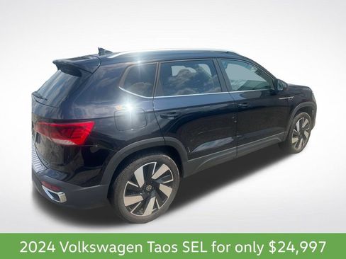 Used 2024 Volkswagen Taos SEL AWD/4WD image 4