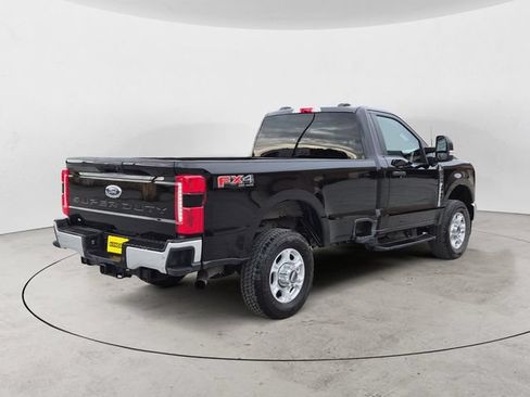 Certified 2025 Ford F250 XLT w/ 360-Degree Camera Package AWD/4WD image 5