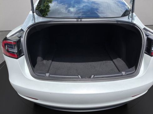 Used 2018 Tesla Model 3 Long Range AWD/4WD image 11