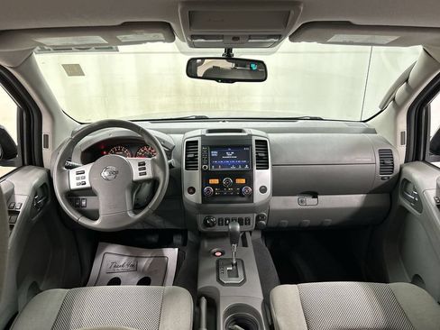Used 2021 Nissan Frontier SV w/ Midnight Edition Floor Mats AWD/4WD image 18