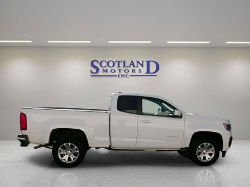 Used 2022 Chevrolet Colorado LT w/ Fleet Safety Package RWD image 5