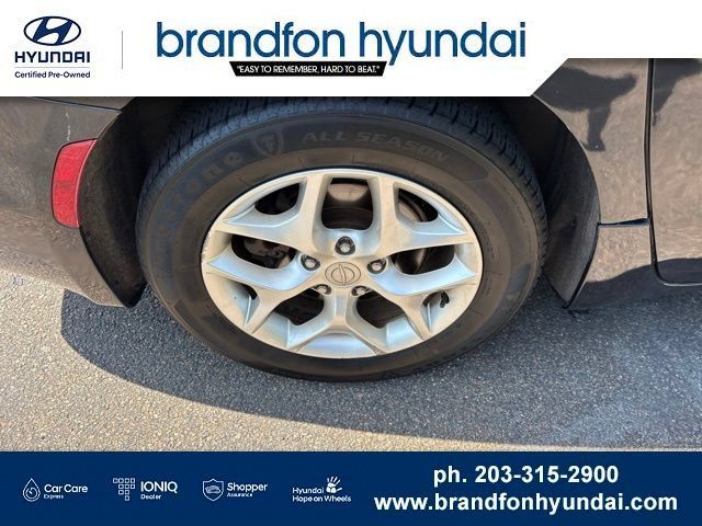 Used 2020 Chrysler Pacifica Touring-L FWD image 32
