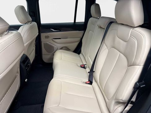 New 2026 Jeep Grand Cherokee Limited w/ Limited Altitude Package image 25