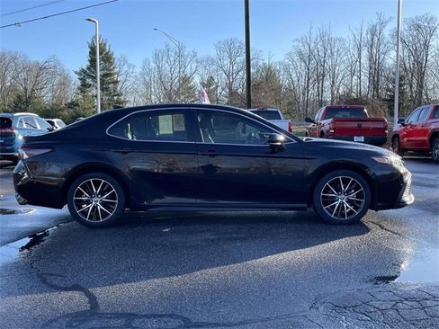 Certified 2023 Toyota Camry SE image 6