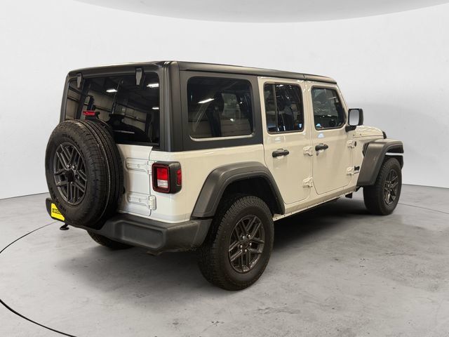 Used 2024 Jeep Wrangler Unlimited Sport AWD/4WD image 4