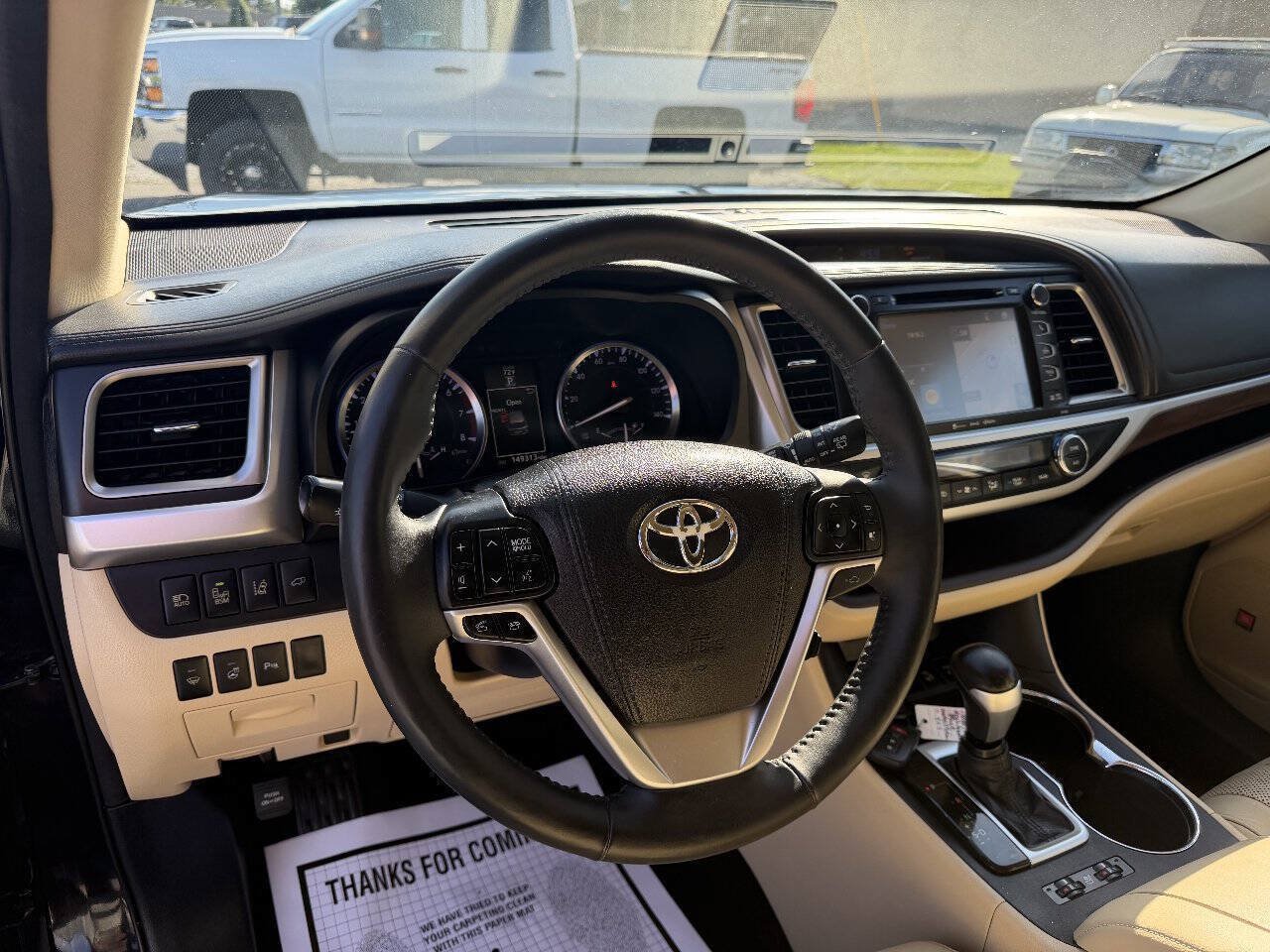 Used 2016 Toyota Highlander Limited Platinum AWD/4WD image 10