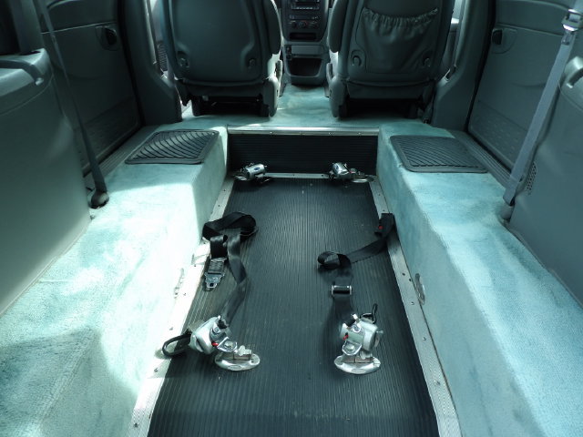 Used 2006 Dodge Grand Caravan SE FWD image 10