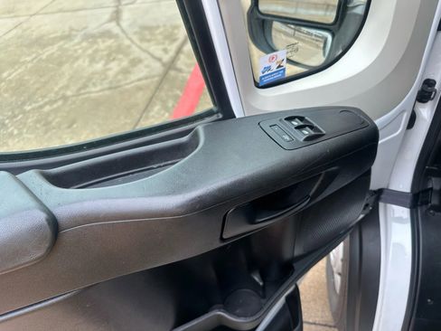Used 2022 RAM ProMaster 2500 image 27