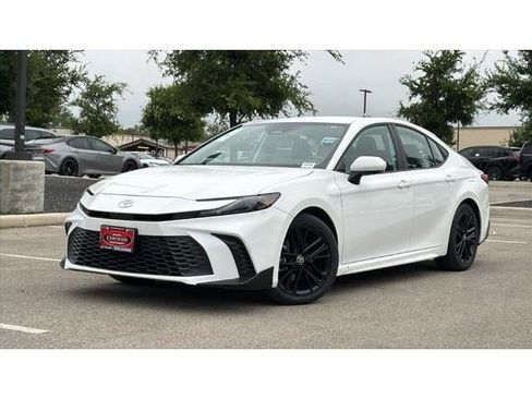 Certified 2025 Toyota Camry SE FWD image 41