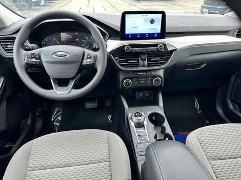 Used 2022 Ford Escape SE image 9