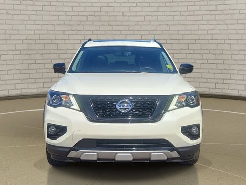 Used 2020 Nissan Pathfinder SL FWD image 2