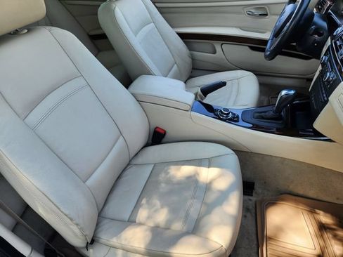 Used 2012 BMW 328i xDrive Coupe AWD/4WD image 13
