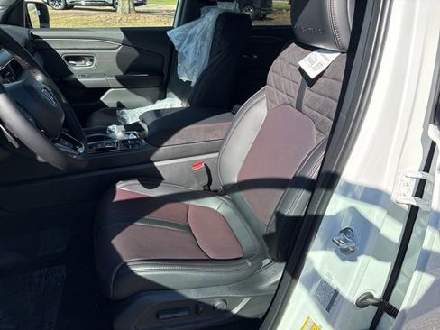 New 2026 Honda Pilot Black Edition image 14