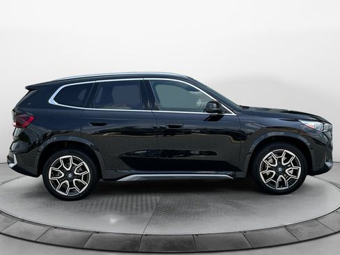 Certified 2025 BMW X1 xDrive28i w/ Convenience Package image 8