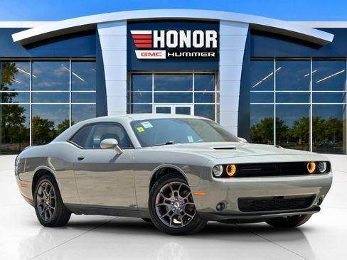 Used 2018 Dodge Challenger GT w/ Driver Convenience Group AWD/4WD image 2