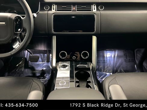 Used 2020 Land Rover Range Rover HSE image 13