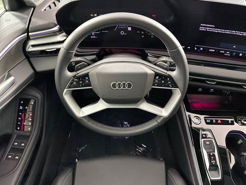Used 2025 Audi A5 2.0T Premium Plus w/ Premium Plus AWD/4WD image 13