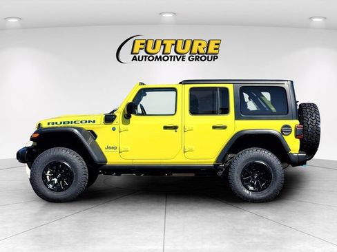 Used 2024 Jeep Wrangler Unlimited Rubicon 4xe AWD/4WD image 7