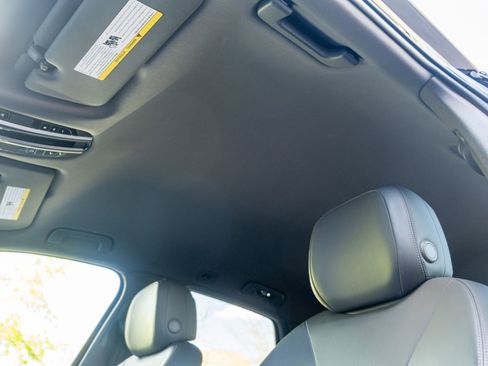 Certified 2022 Porsche Cayenne E-Hybrid AWD/4WD image 16