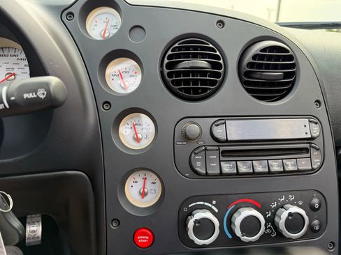 Used 2004 Dodge Viper SRT-10 image 27