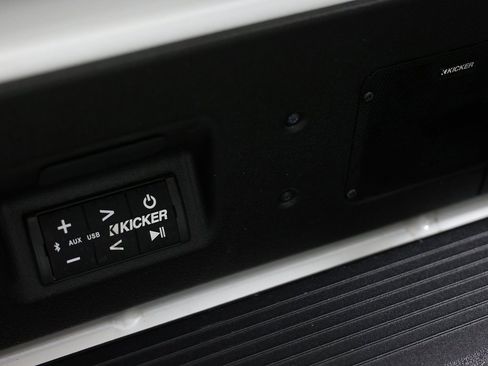 Used 2023 GMC Sierra 1500 Denali Ultimate image 12