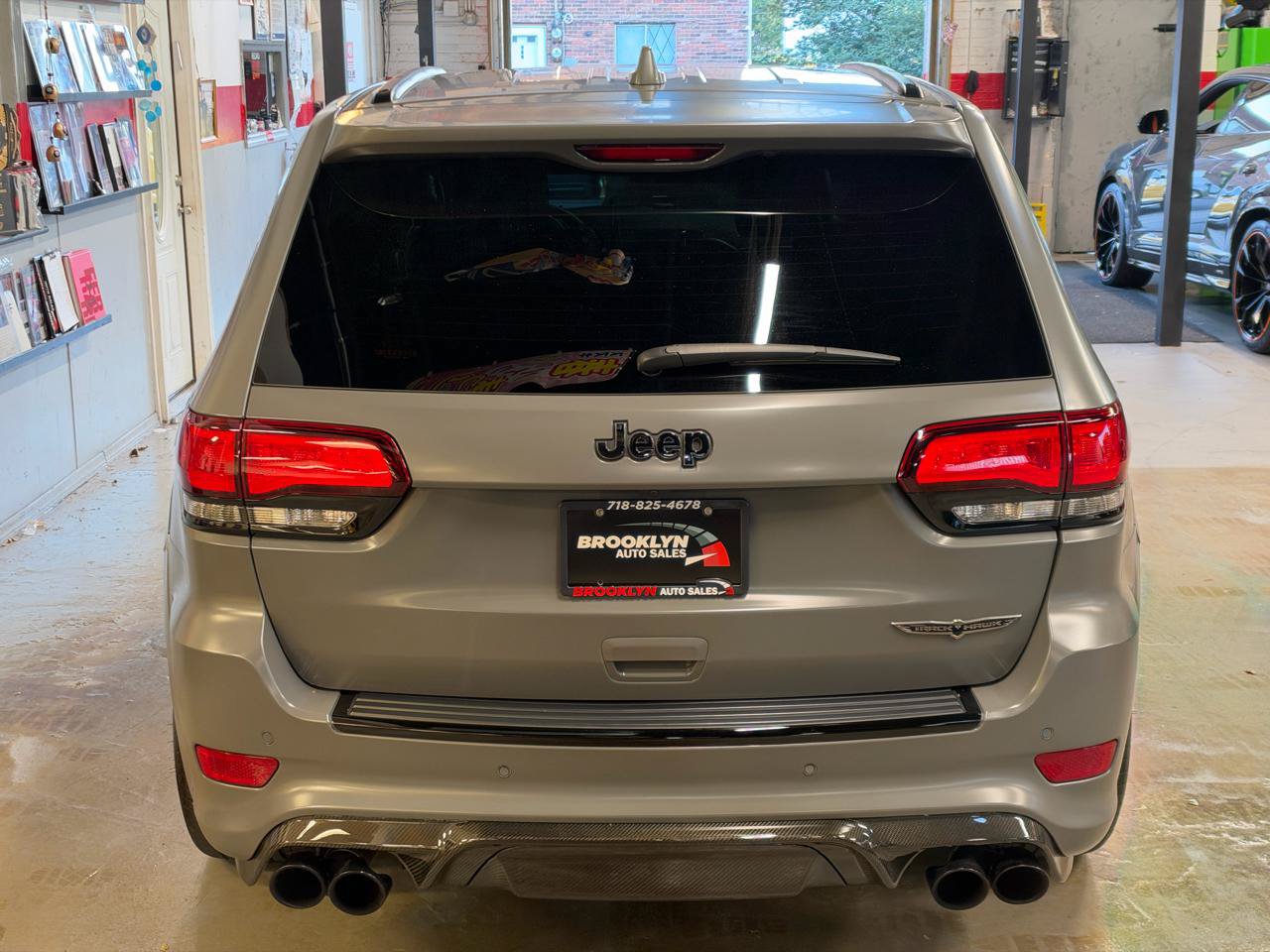 Used 2021 Jeep Grand Cherokee Trackhawk AWD/4WD image 9