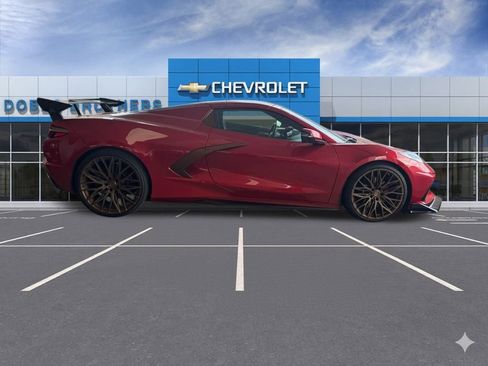 Used 2025 Chevrolet Corvette Stingray Premium Conv image 8