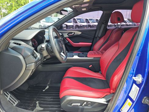Used 2023 Acura TLX w/ A-SPEC Pkg FWD image 9