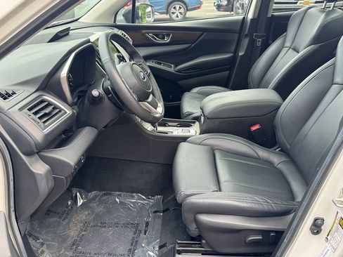 Used 2024 Subaru Ascent Touring AWD/4WD image 27