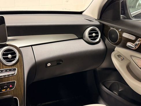 Used 2018 Mercedes-Benz C 300 4MATIC Sedan image 20