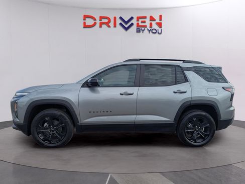 New 2026 Chevrolet Equinox LT w/ Convenience Package II image 2