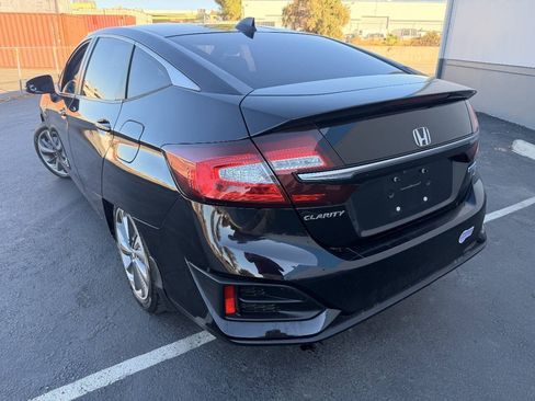Used 2019 Honda Clarity Plug-In Hybrid image 11
