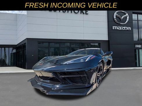Used 2025 Chevrolet Corvette Stingray Preferred Conv w/ Stealth Interior Trim Package image 4