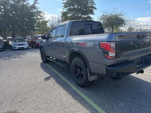 Used 2021 Nissan Titan PRO-4X w/ Pro-4x Convenience Package image 26