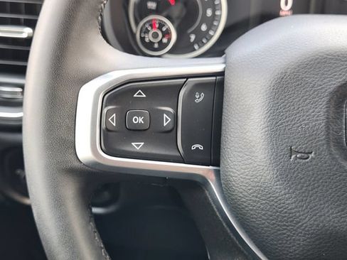 Certified 2025 RAM 2500 Big Horn AWD/4WD image 35
