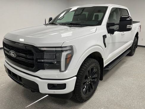 Used 2025 Ford F150 Lariat AWD/4WD image 4