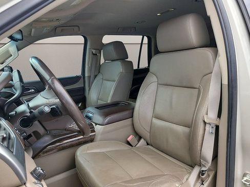 Used 2015 Chevrolet Tahoe LT RWD image 12