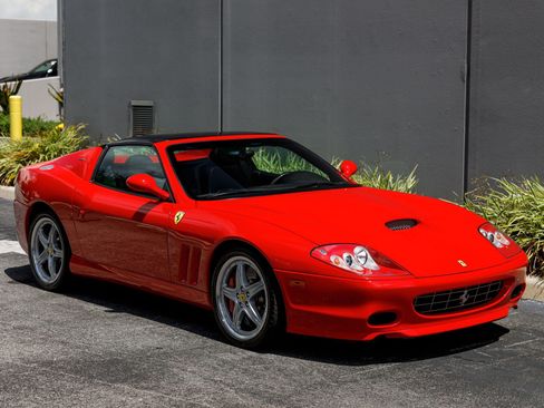 Used 2005 Ferrari 575M Maranello Superamerica RWD image 7