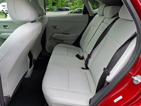 Used 2024 Hyundai Kona SEL AWD/4WD image 10