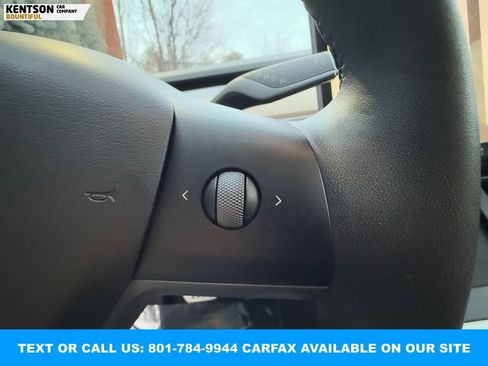 Used 2022 Tesla Model Y Performance image 18