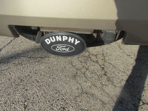 Used 2014 Ford Expedition XLT w/ Equipment Group 202A AWD/4WD image 21